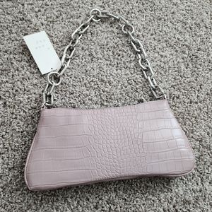 Lilac purse